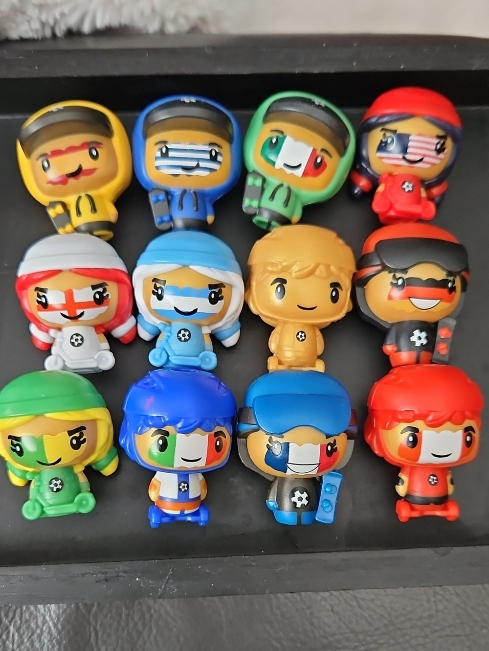 Full Set Kinder X 12 Funko World Cup Mini Figures Limited Edition